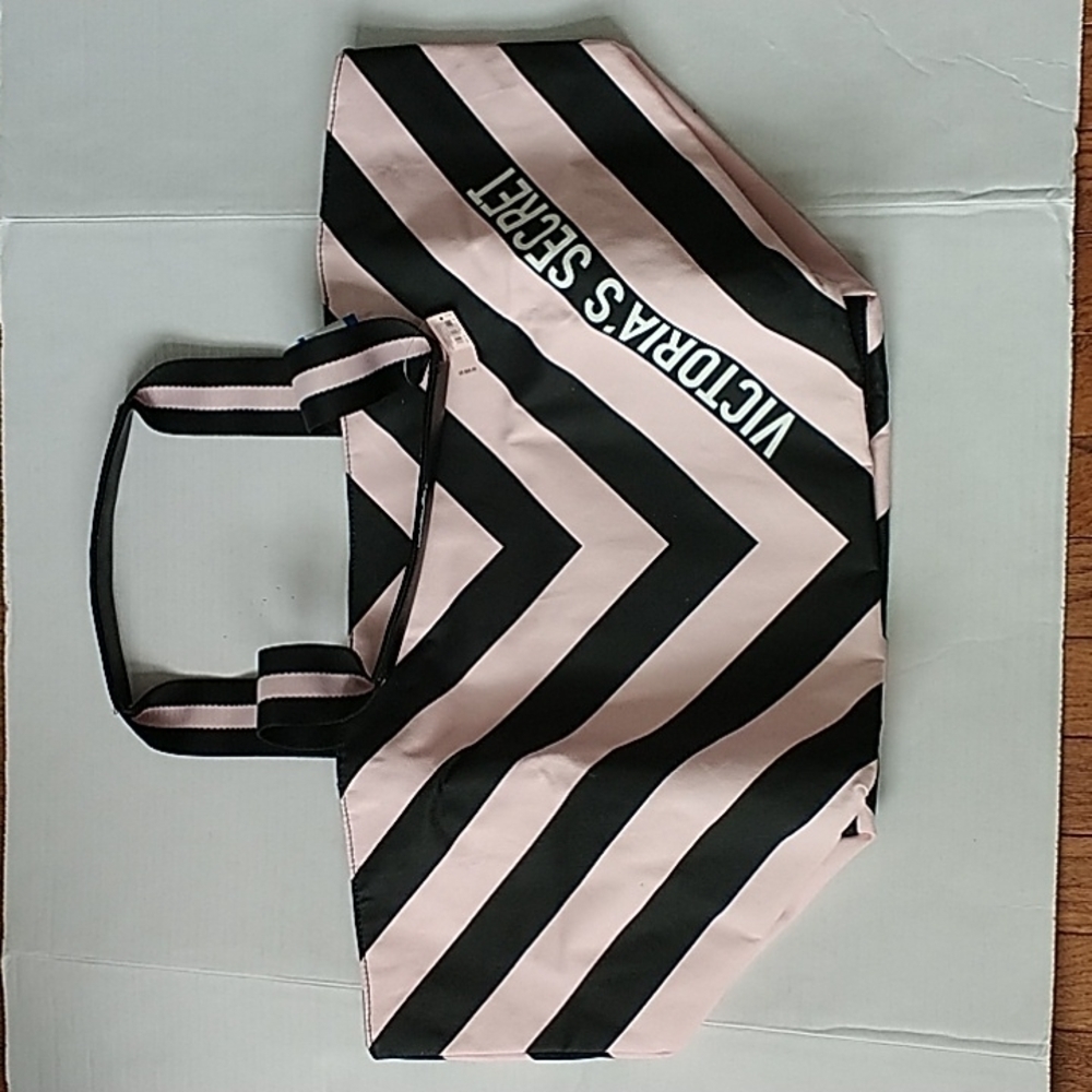Victoria's Secret V Striped Limited Edition Pink/Black Weekender Tote Bag - Picture 3 of 11